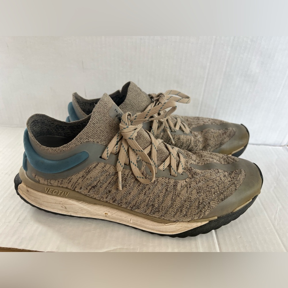 The North Face Gray Vectiv Escape Knit Reflect Trail Shoes Men's 9 -27 Cm